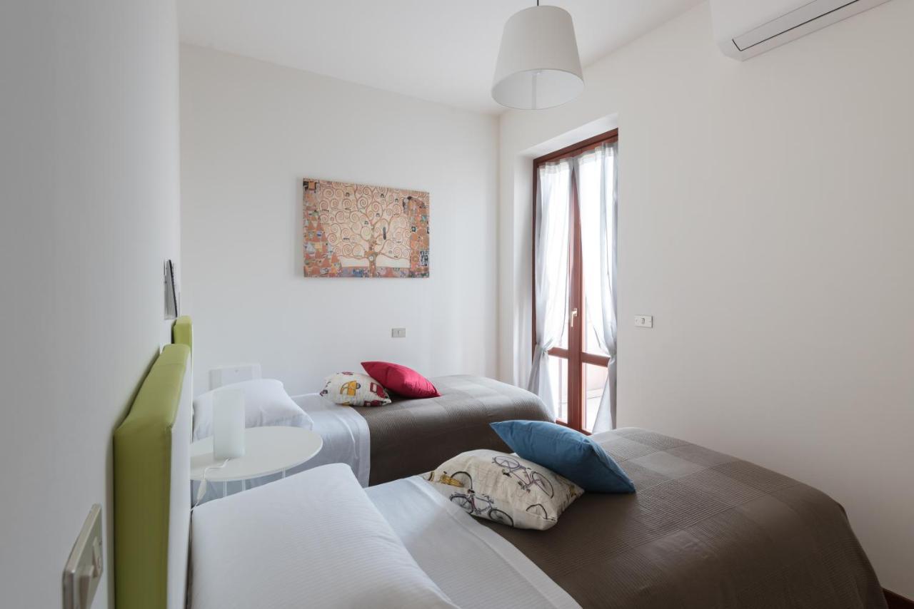 Ellebi B&B Montone  Buitenkant foto