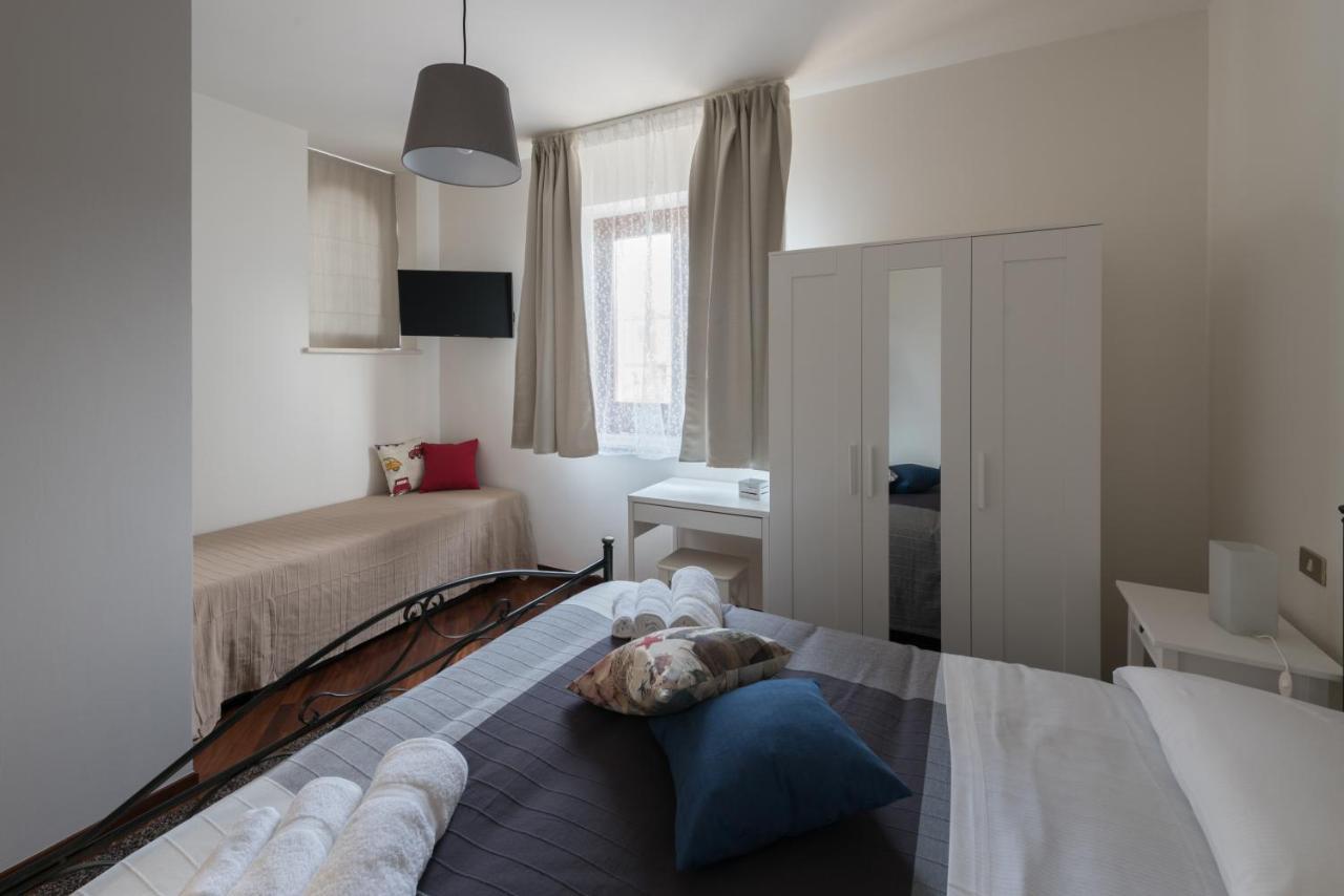 Ellebi B&B Montone  Buitenkant foto