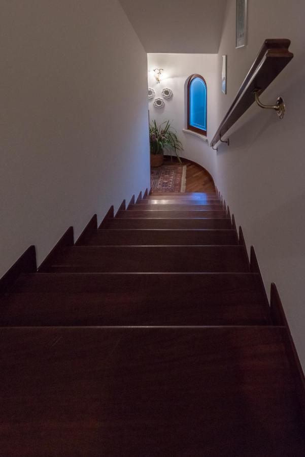 Ellebi B&B Montone  Buitenkant foto