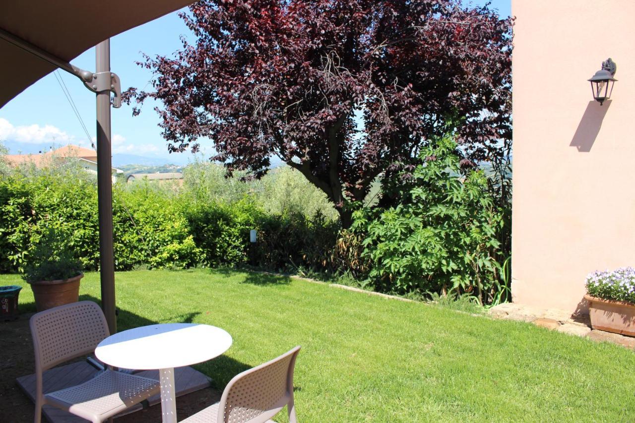Ellebi B&B Montone  Buitenkant foto